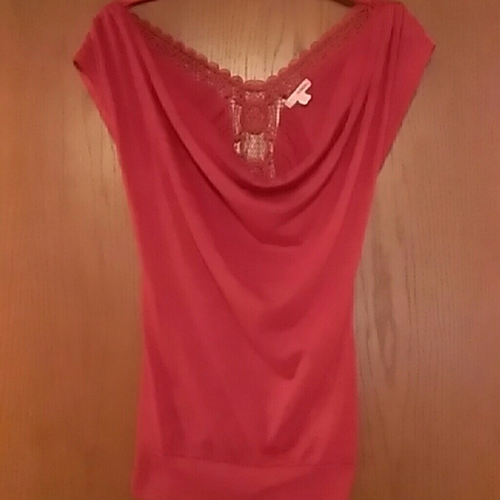 Women's Bongo Lace back red shirt